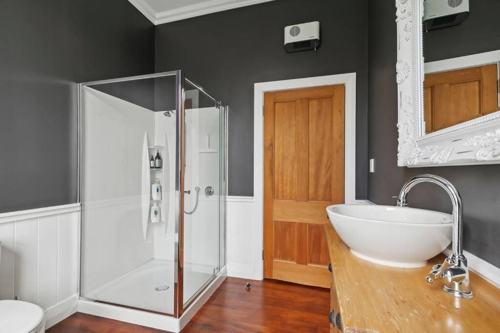 Historic Charm In Greytown - Cosy Kowhai Cottage Dış mekan fotoğraf