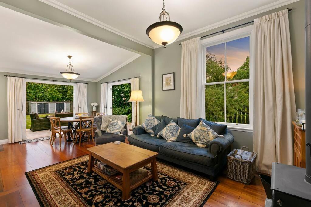 Historic Charm In Greytown - Cosy Kowhai Cottage Dış mekan fotoğraf