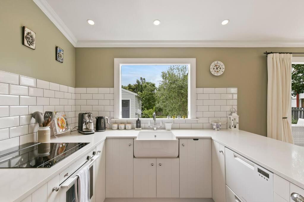 Historic Charm In Greytown - Cosy Kowhai Cottage Dış mekan fotoğraf